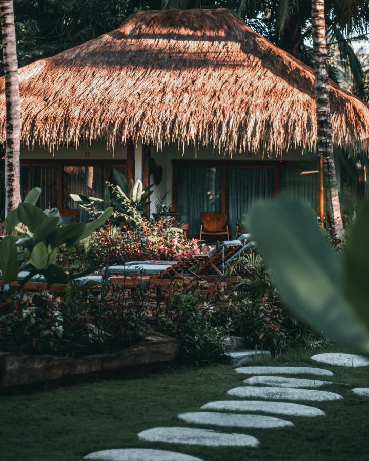 Mana Eco Retreat Hotell Kuta  Exteriör bild