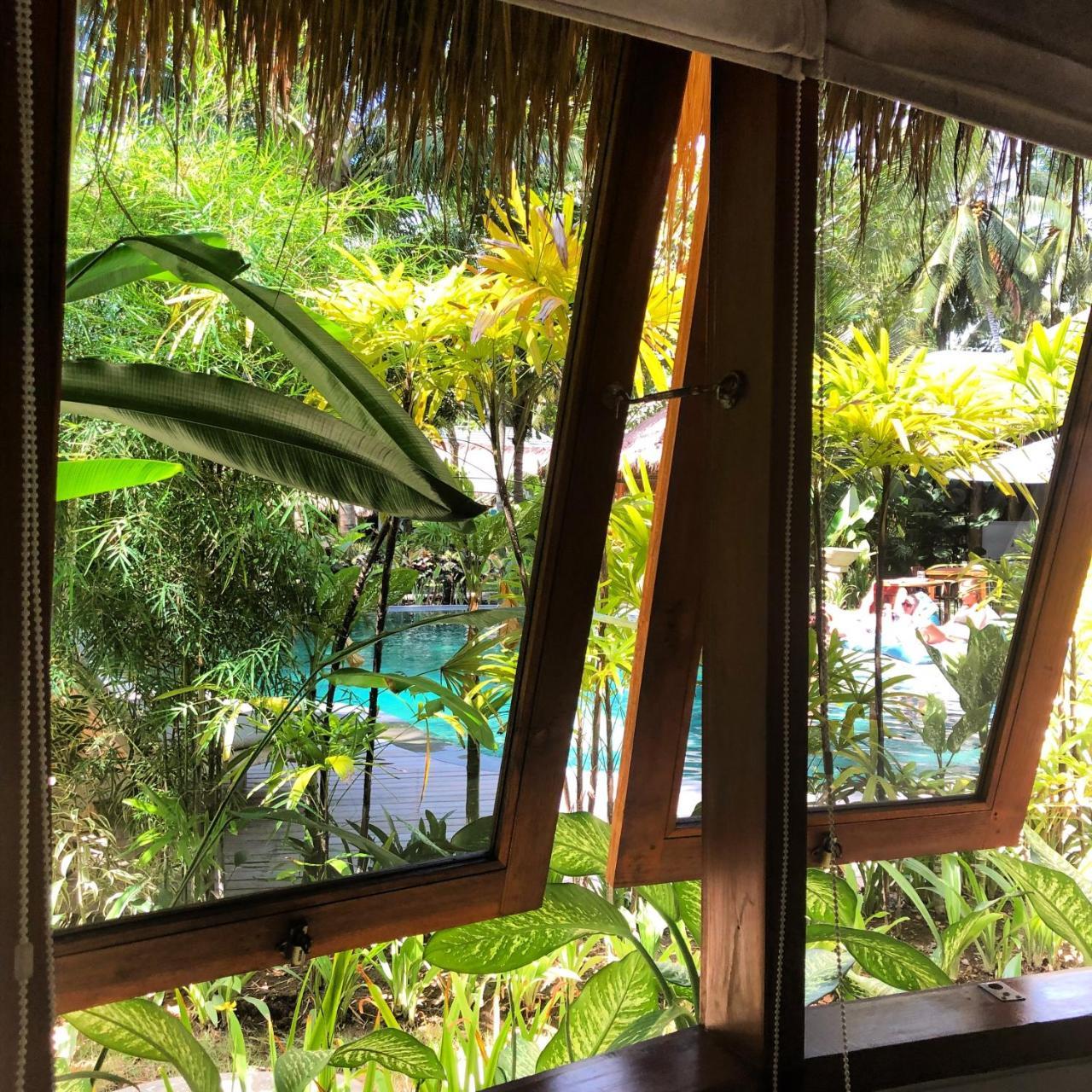 Mana Eco Retreat Hotell Kuta  Exteriör bild
